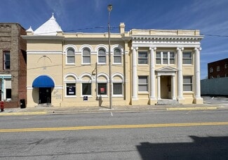 Crewe, VA Bank - 116 W Carolina Ave