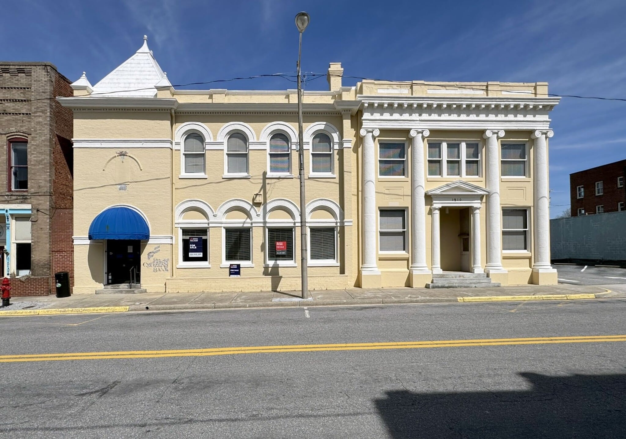 116 W Carolina Ave, Crewe, VA for Sale
