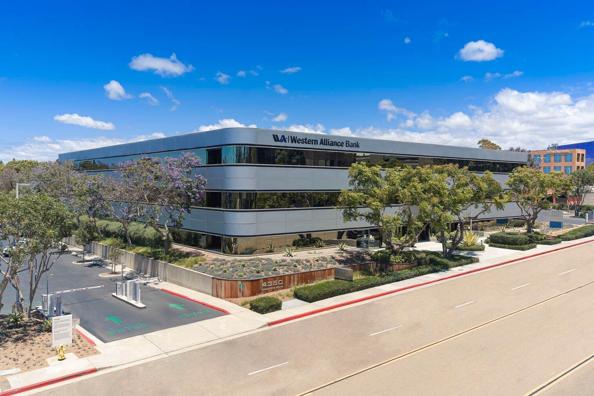 4350 Executive Dr, San Diego, CA for Rent