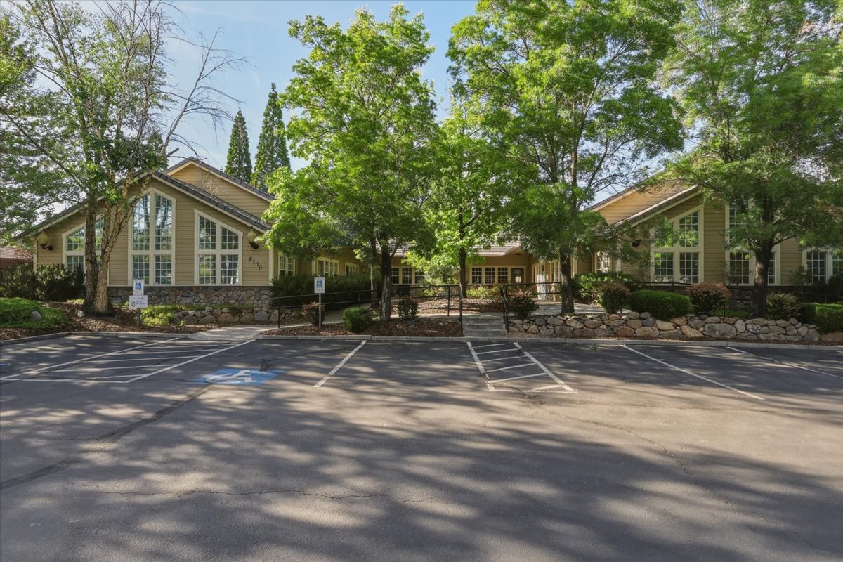 6170 Ridgeview Ct, Reno, NV for Rent