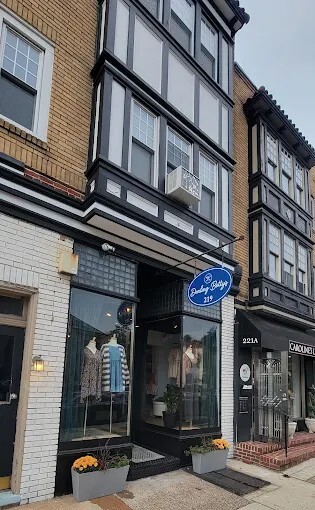 Haddonfield, NJ Retail - 219 Kings Hwy E