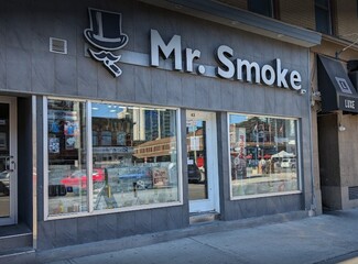 Ottawa, ON Retail - 12-18 Byward Market Sq