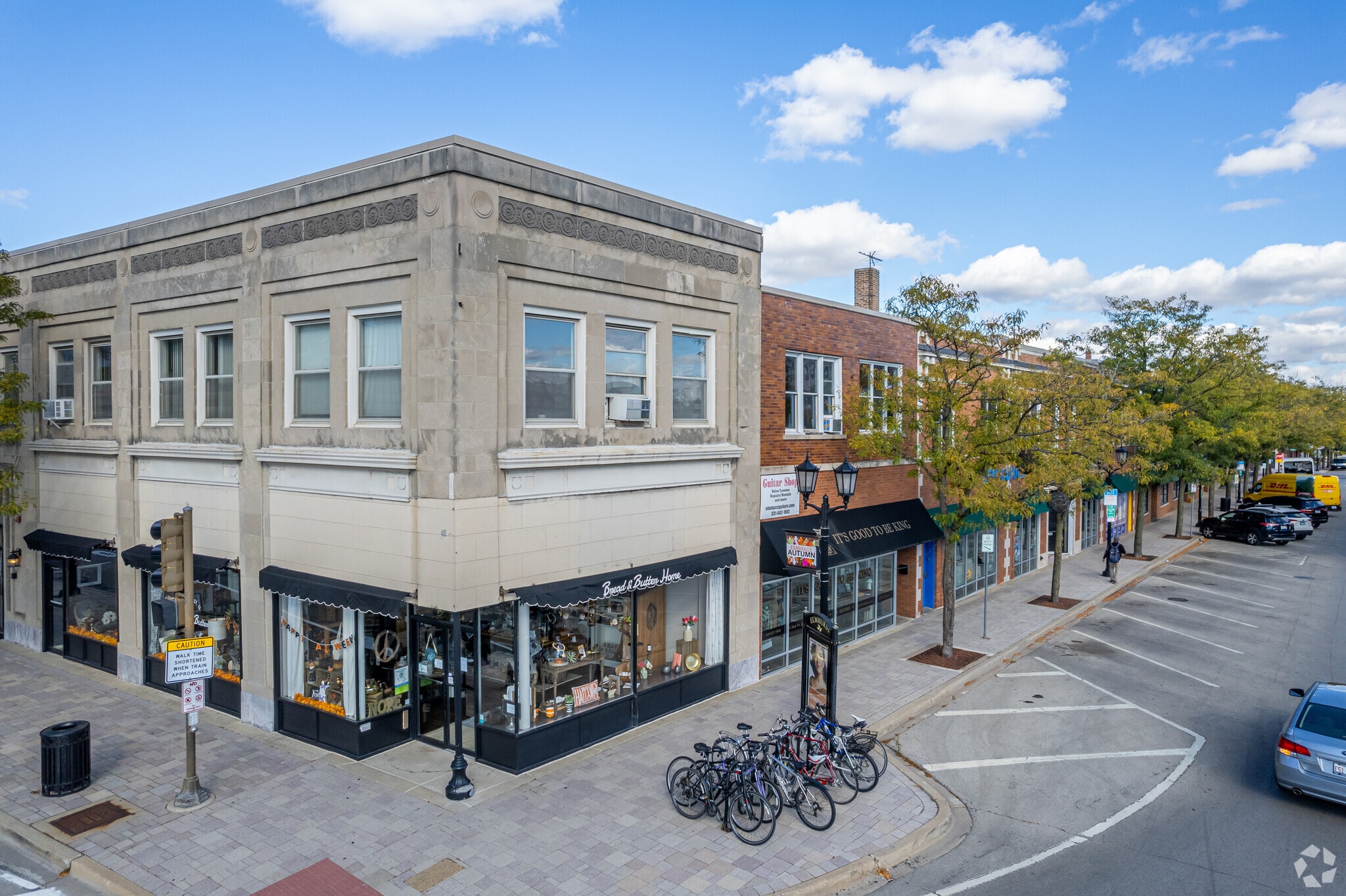 109-119 W 1st St, Elmhurst, IL for Rent