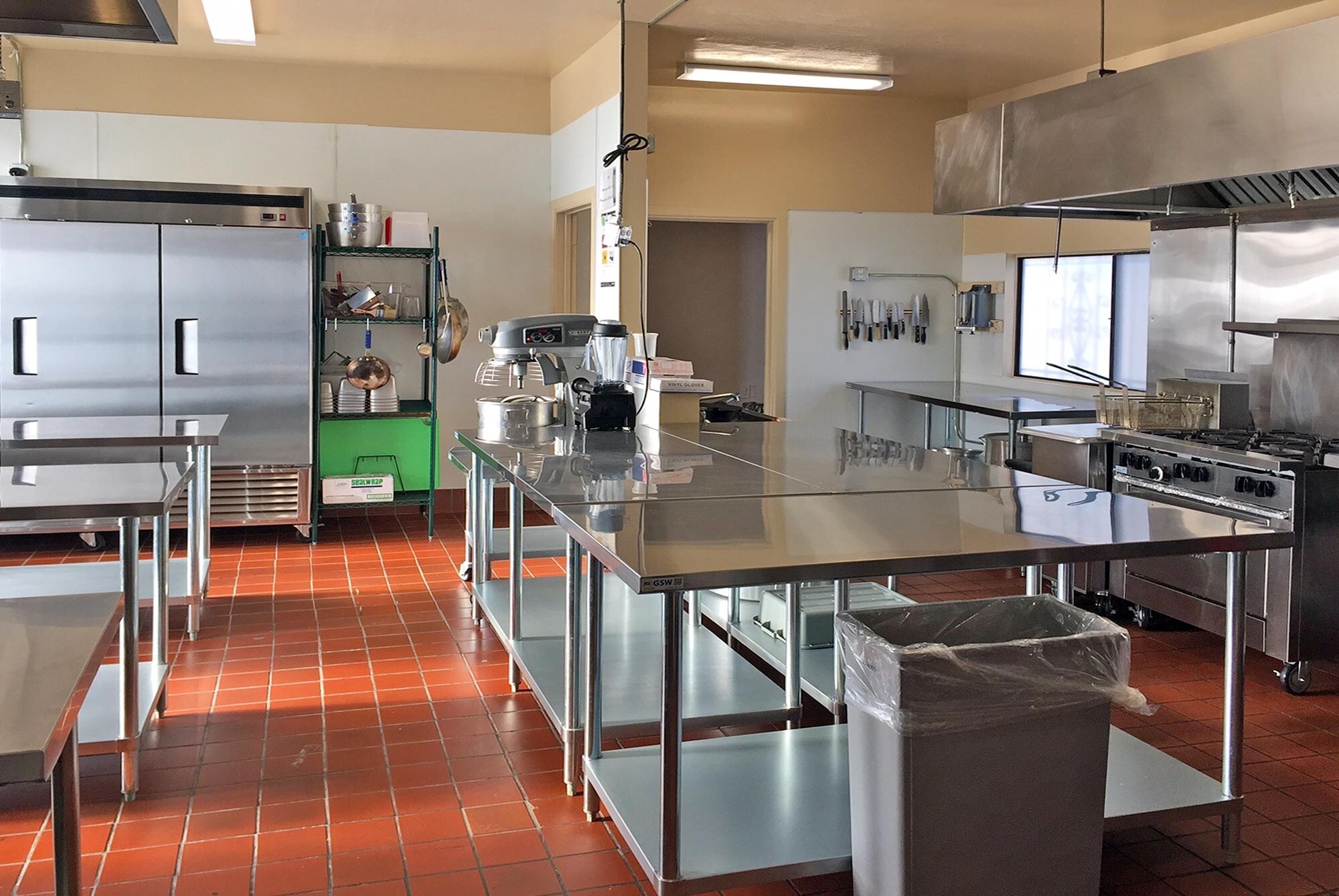 2818 Macarthur Blvd, Oakland, CA for Sale