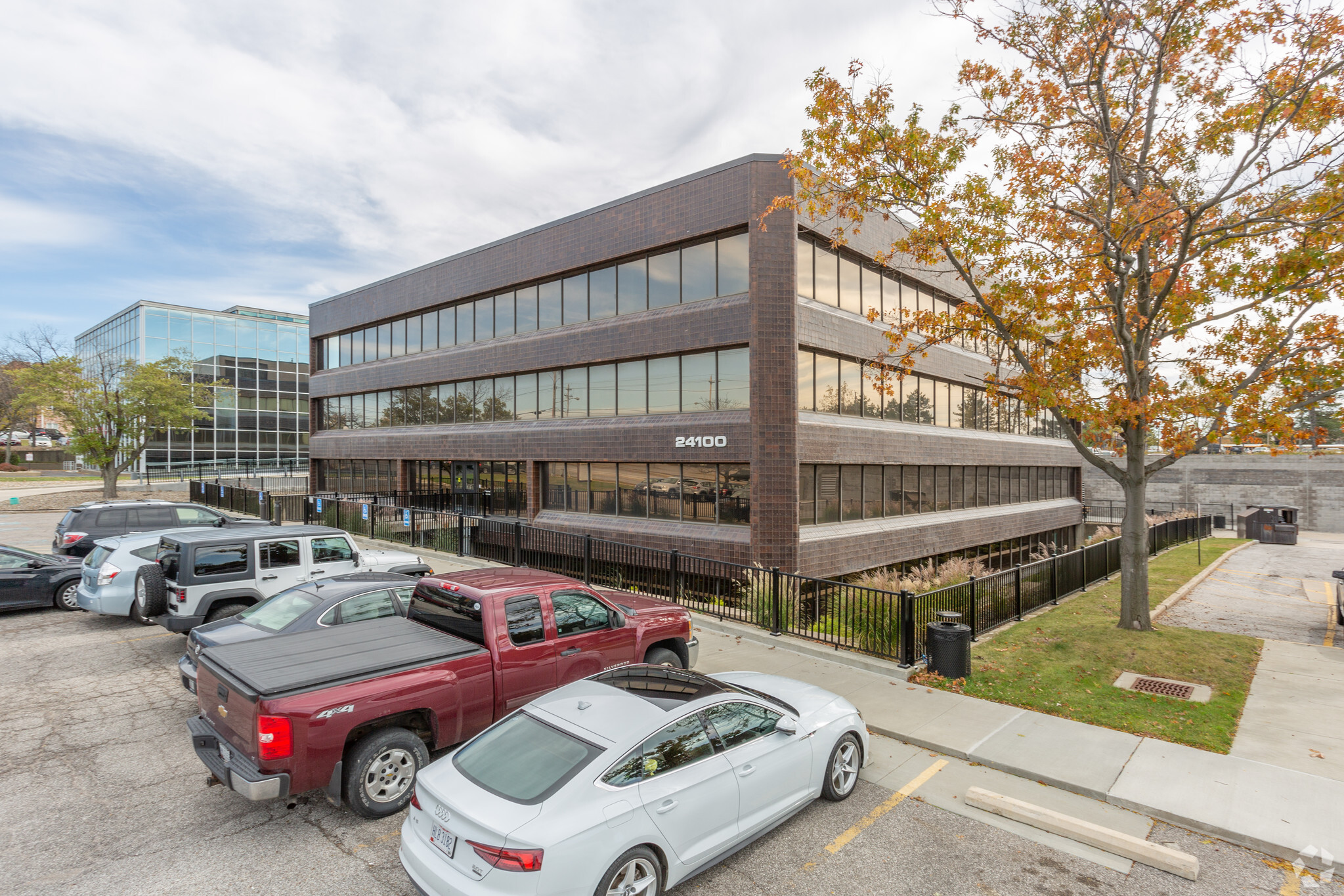 24100 Chagrin Blvd, Beachwood, OH for Rent
