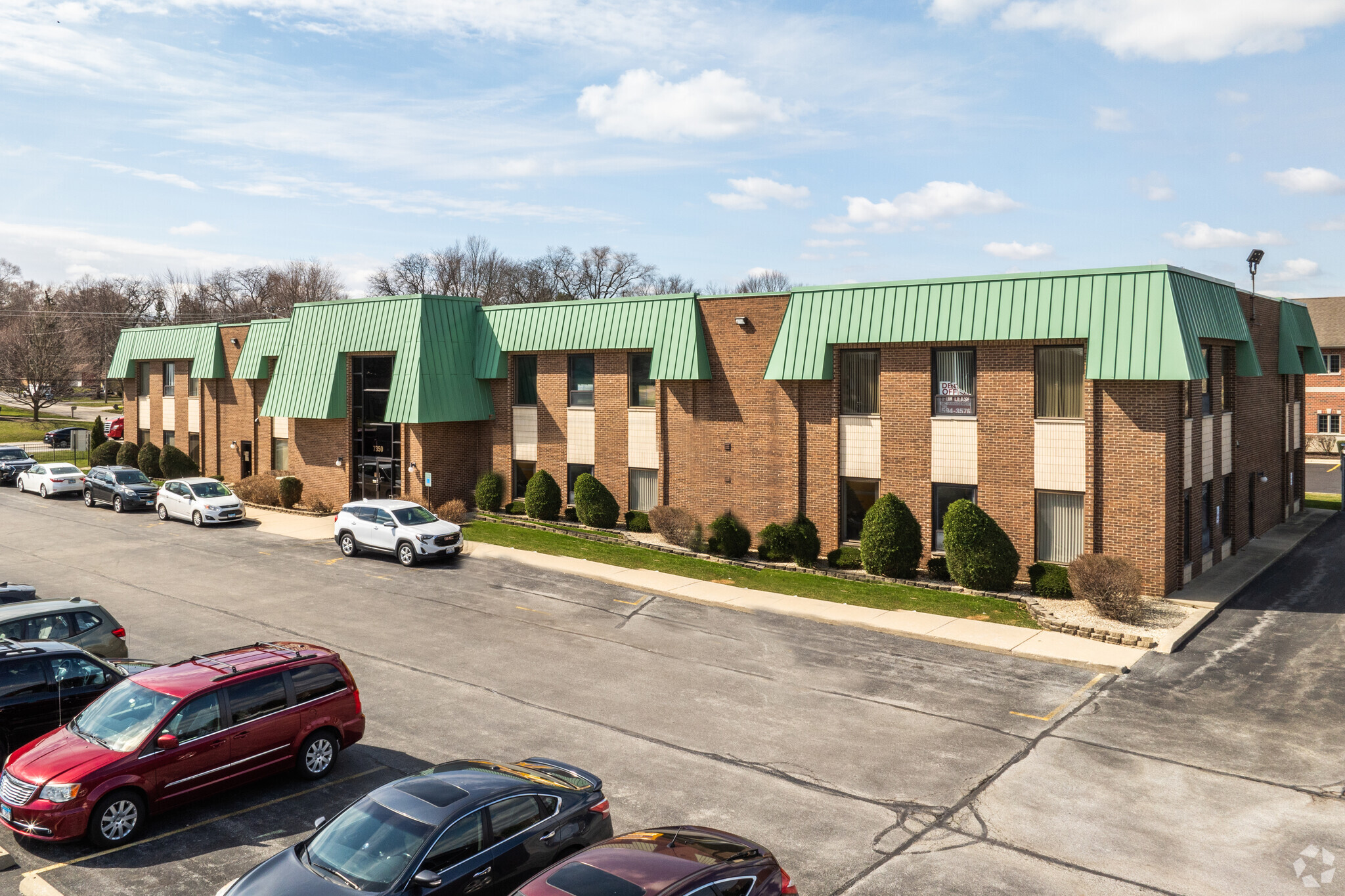 7350 W College Dr, Palos Heights, IL for Rent