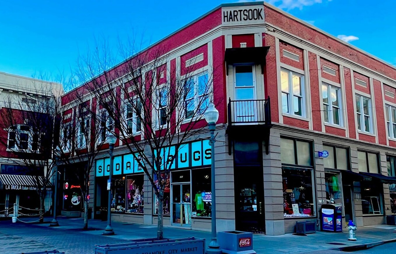 210 Market St SE, Roanoke, VA for Rent