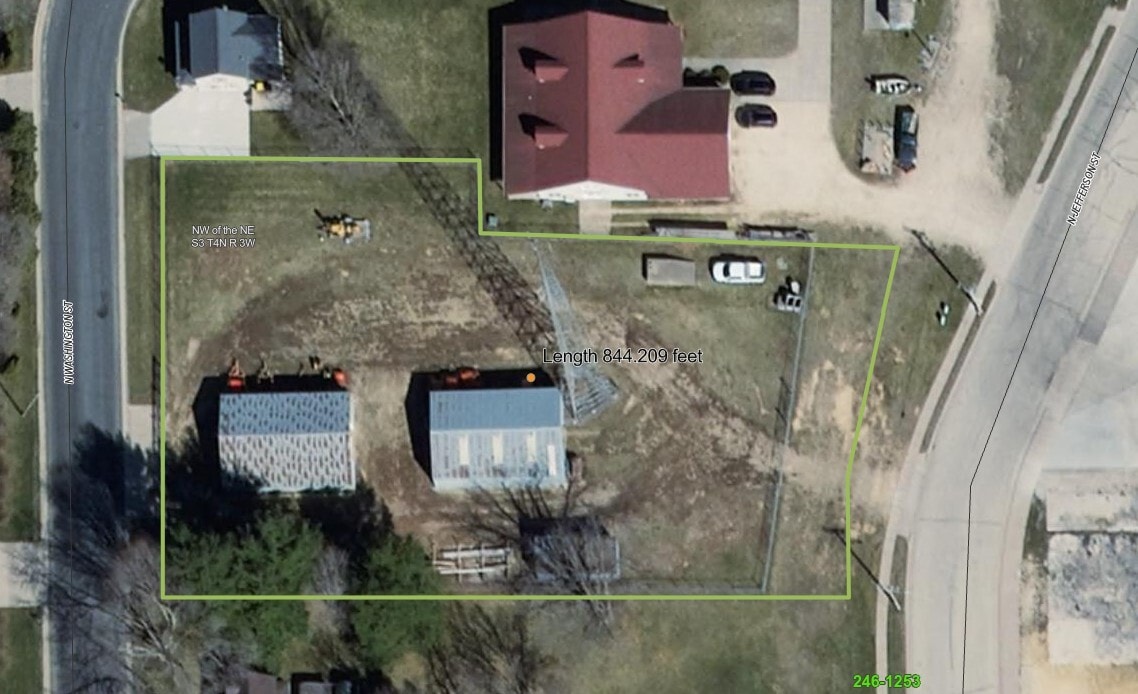 847 Washington St, Lancaster, WI for Sale