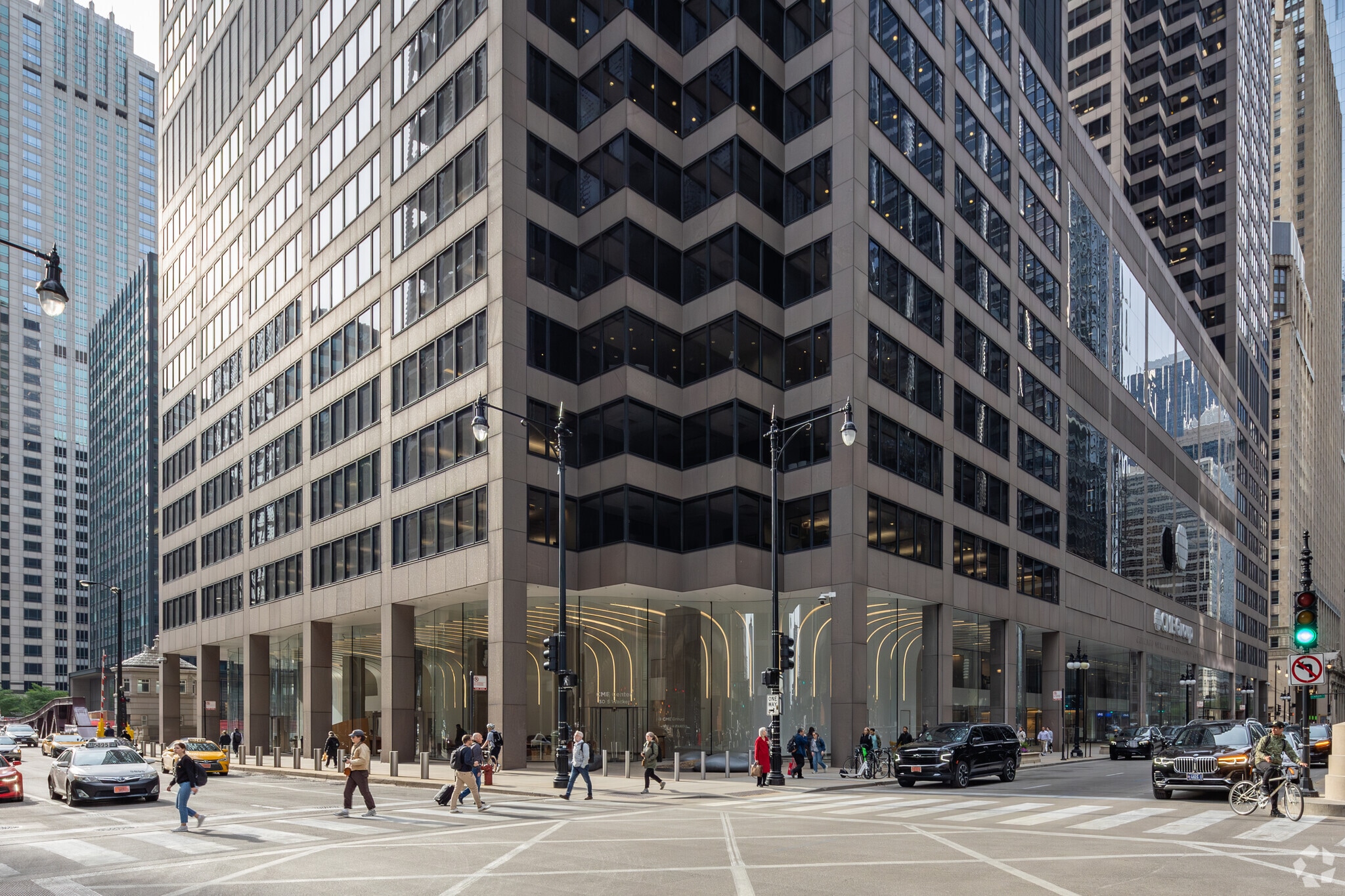 30 S Wacker Dr, Chicago, IL for Rent