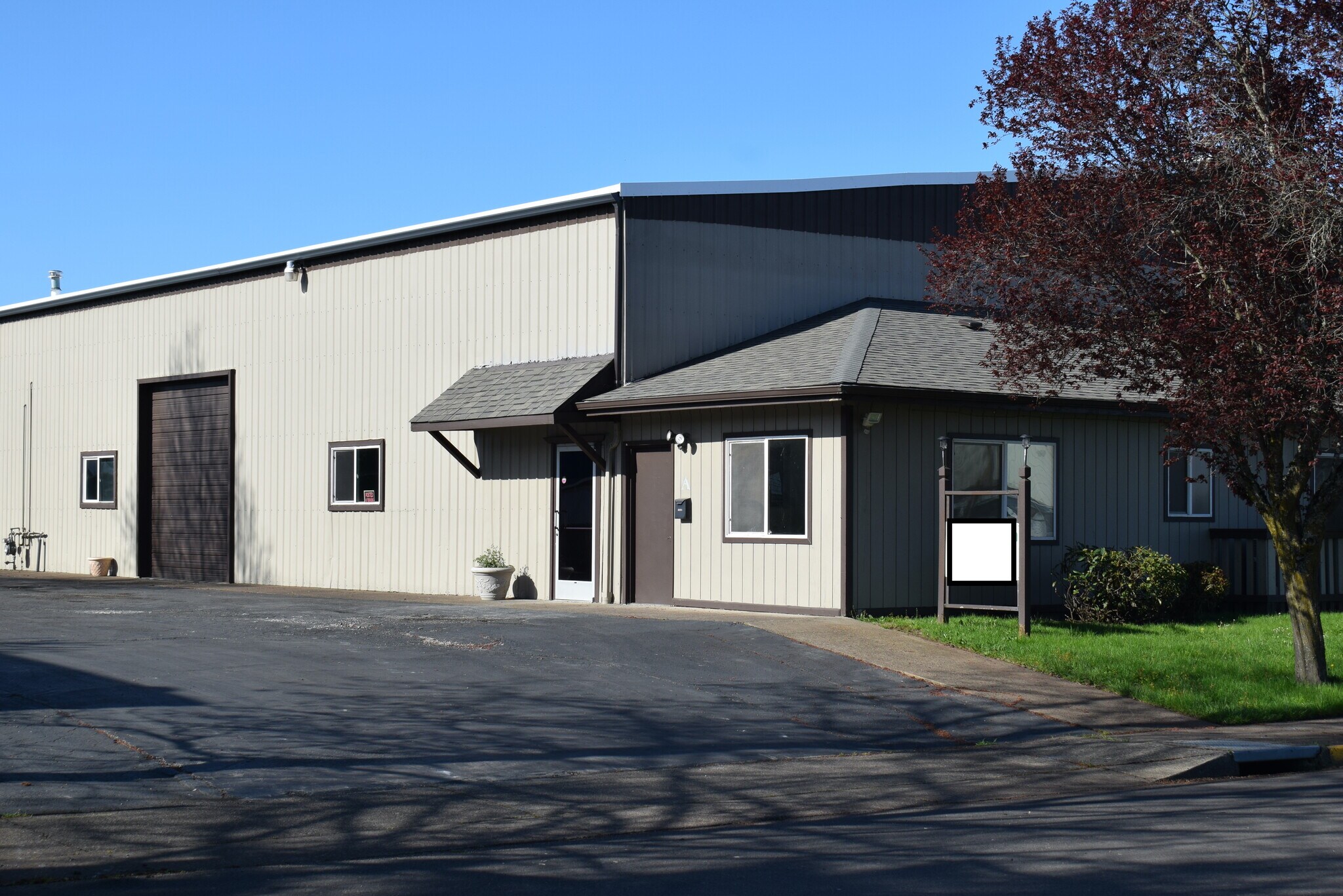 4216 W 7th Ave, Eugene, OR for Rent