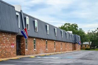 Biloxi, MS Apartments - 1910 Southern Ave