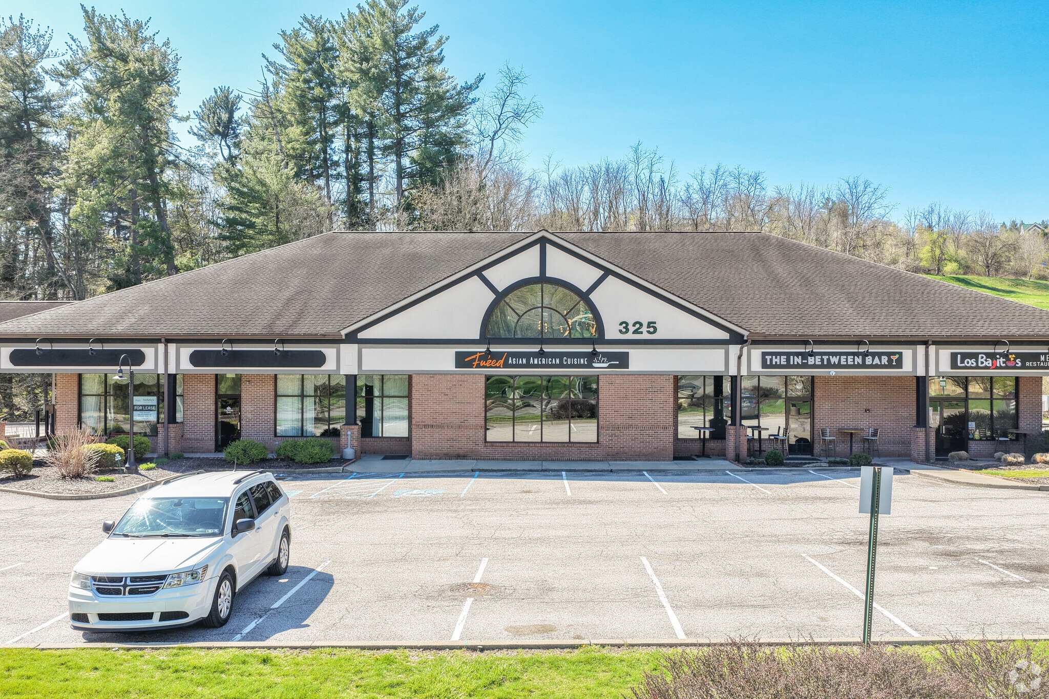325 Southpointe Blvd, Canonsburg, PA for Rent