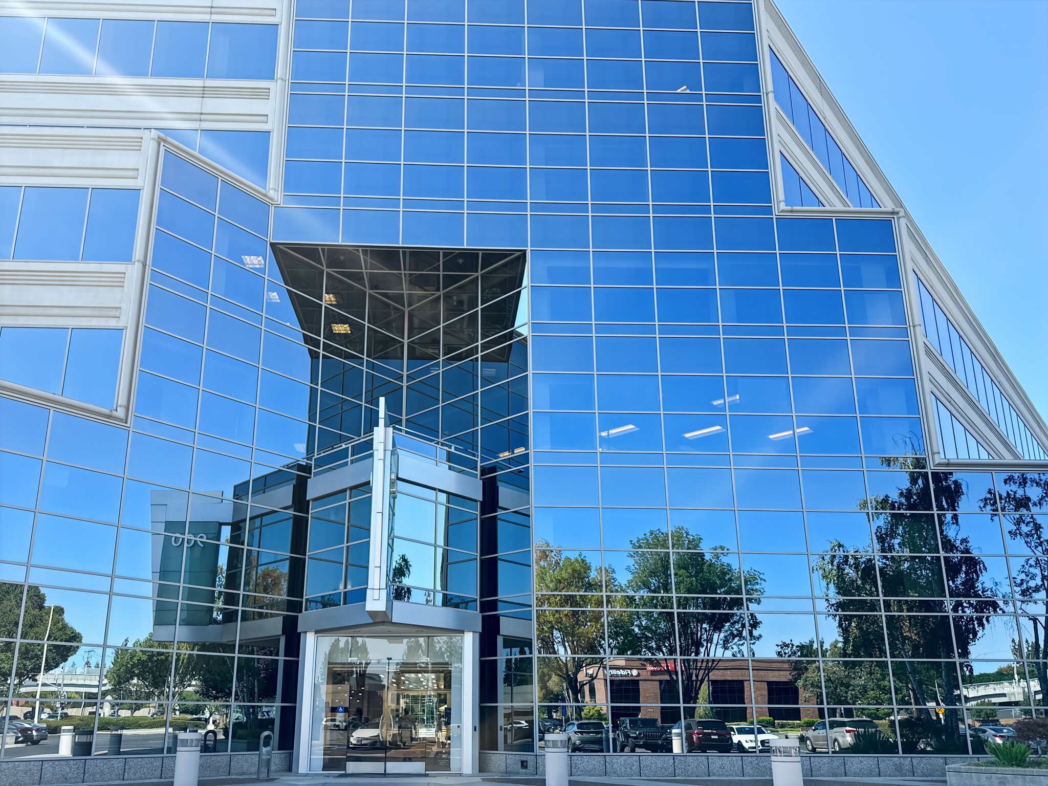 900 E Hamilton Ave, Campbell, CA for Rent