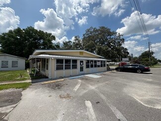 Zephyrhills, FL Restaurant - 4447 Gall Blvd