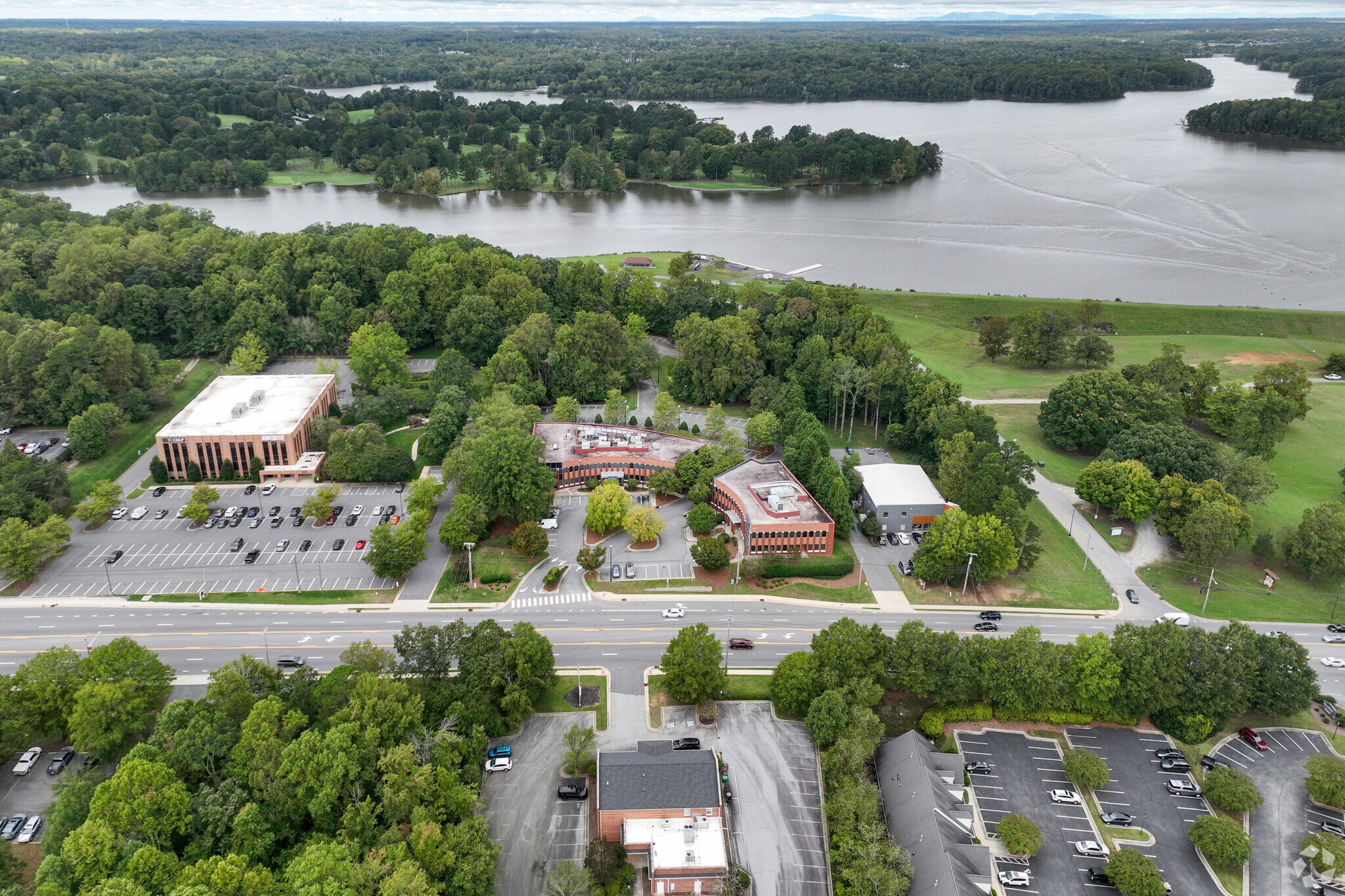 1829 Eastchester Dr, High Point, NC for Rent