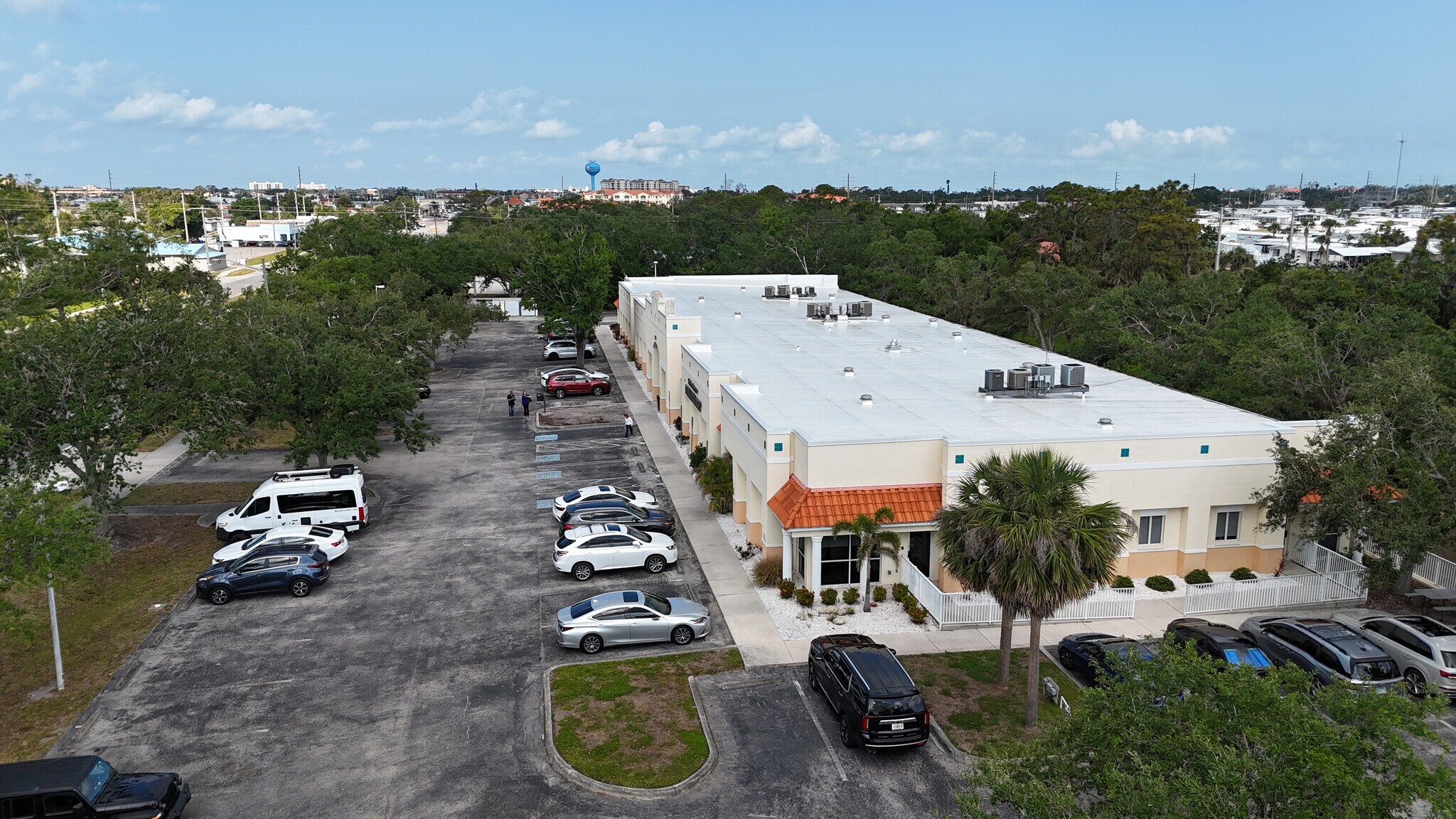 897 E Venice Ave, Venice, FL for Rent