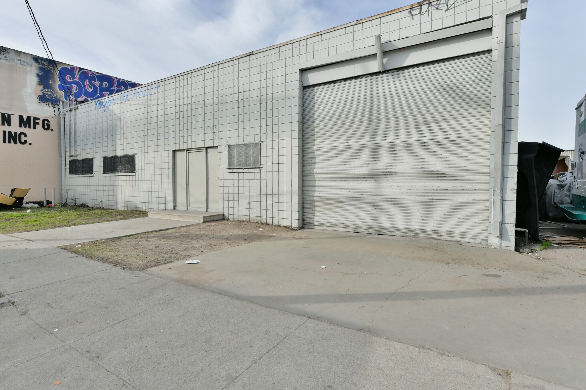 8625 Avalon Blvd, Los Angeles, CA for Rent