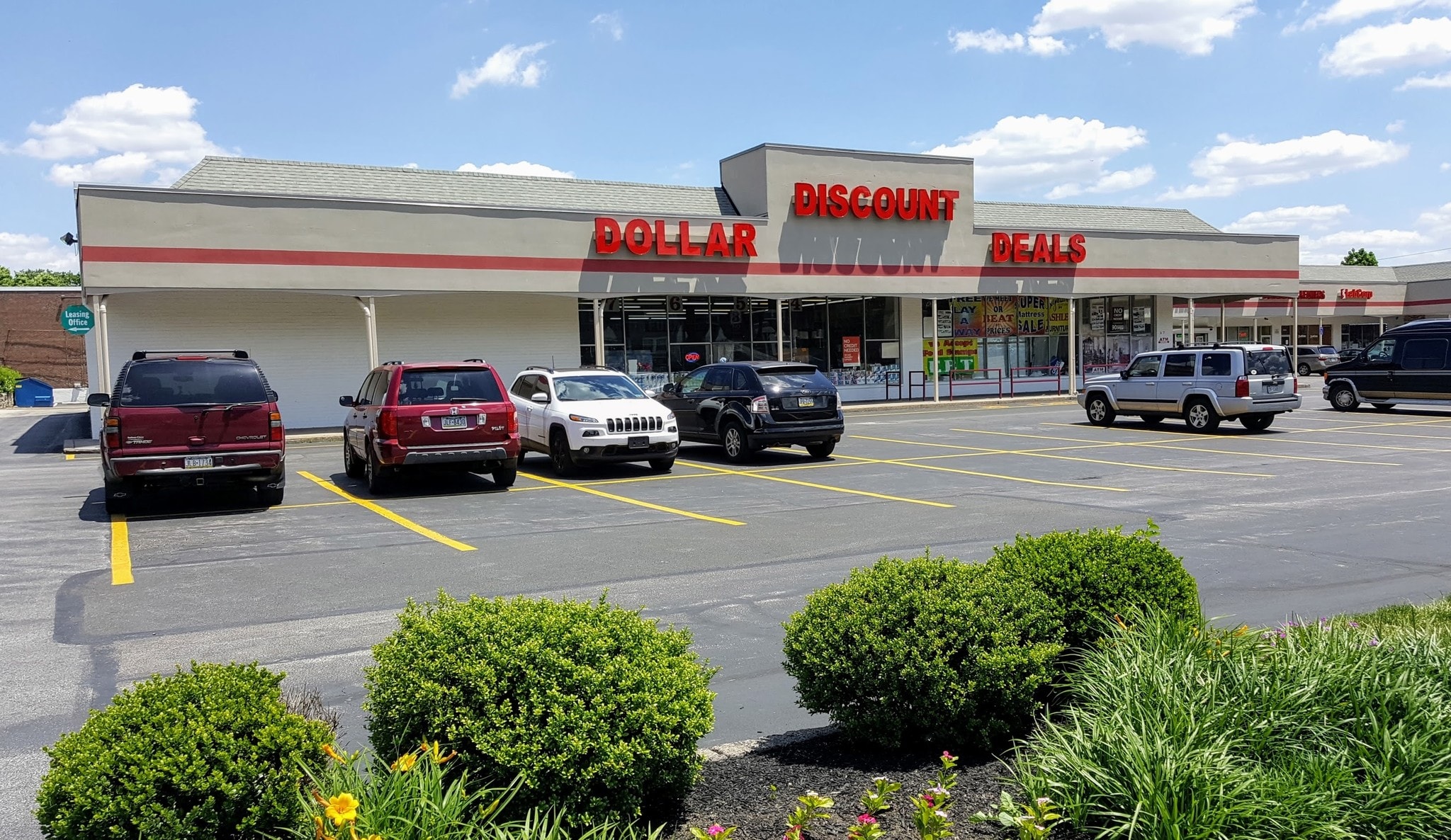 601-617 Cedar Ave, Yeadon, PA for Rent