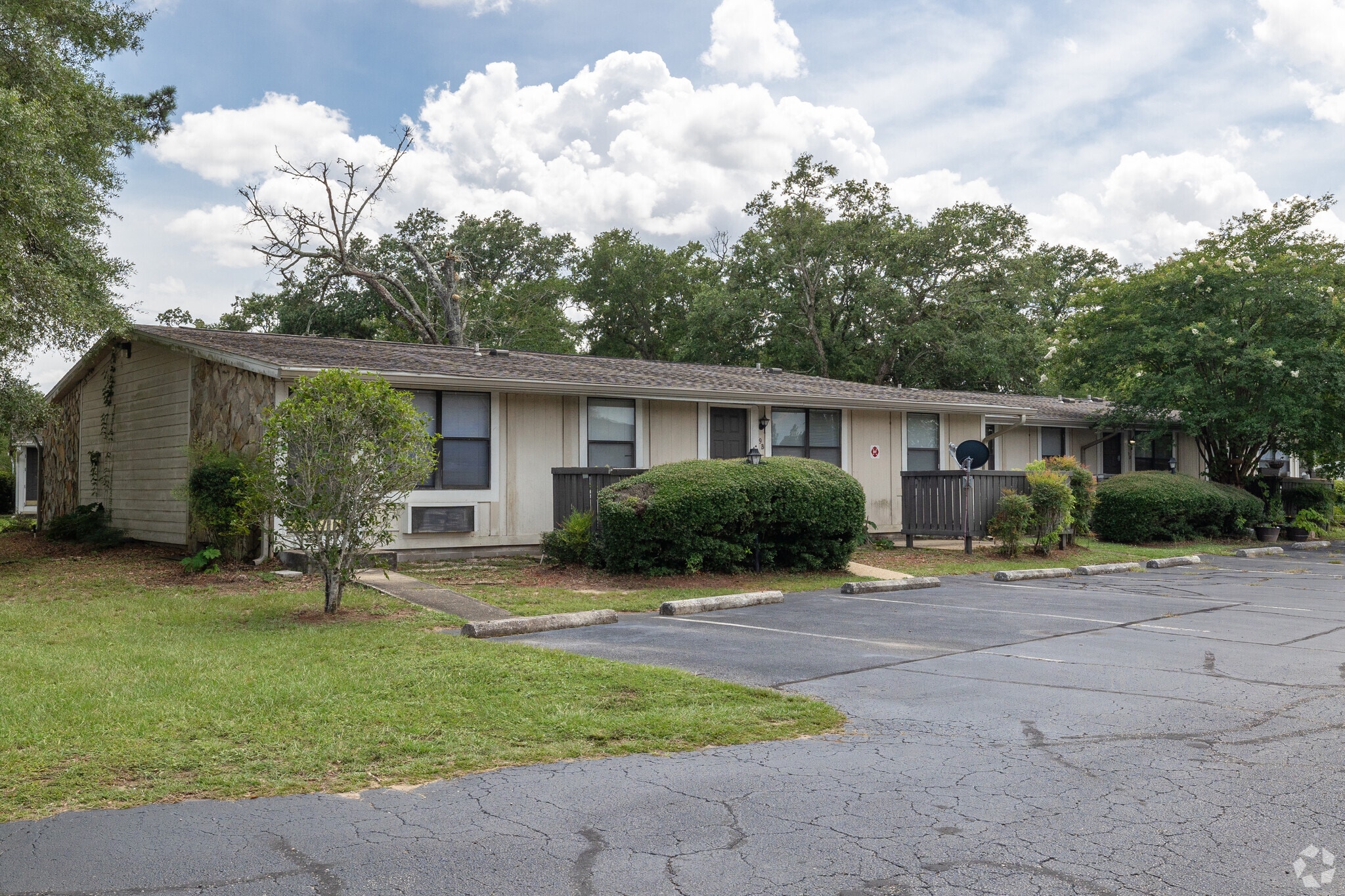 8619 N Davis Hwy, Pensacola, FL for Sale