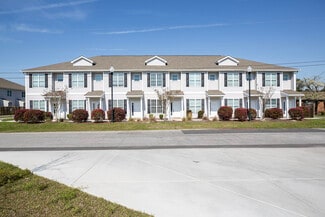 Leland, NC Apartments - Village Rd @ Dresser Lane