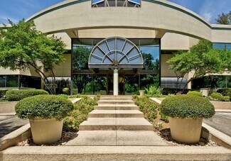 7730 S IH 35 Frontage  