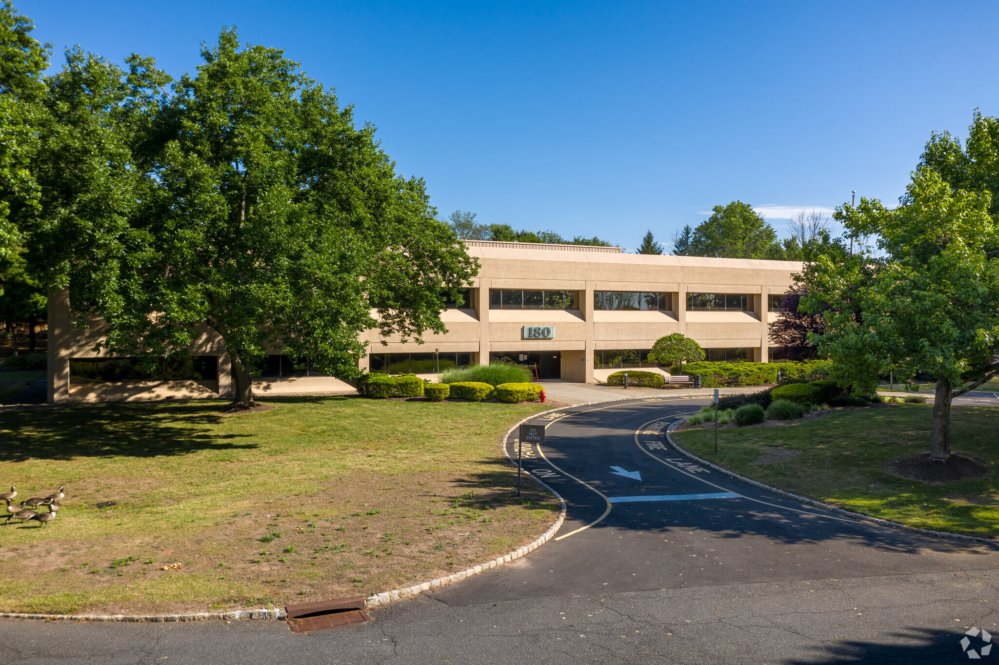 180 Mount Airy Rd, Basking Ridge, NJ for Rent