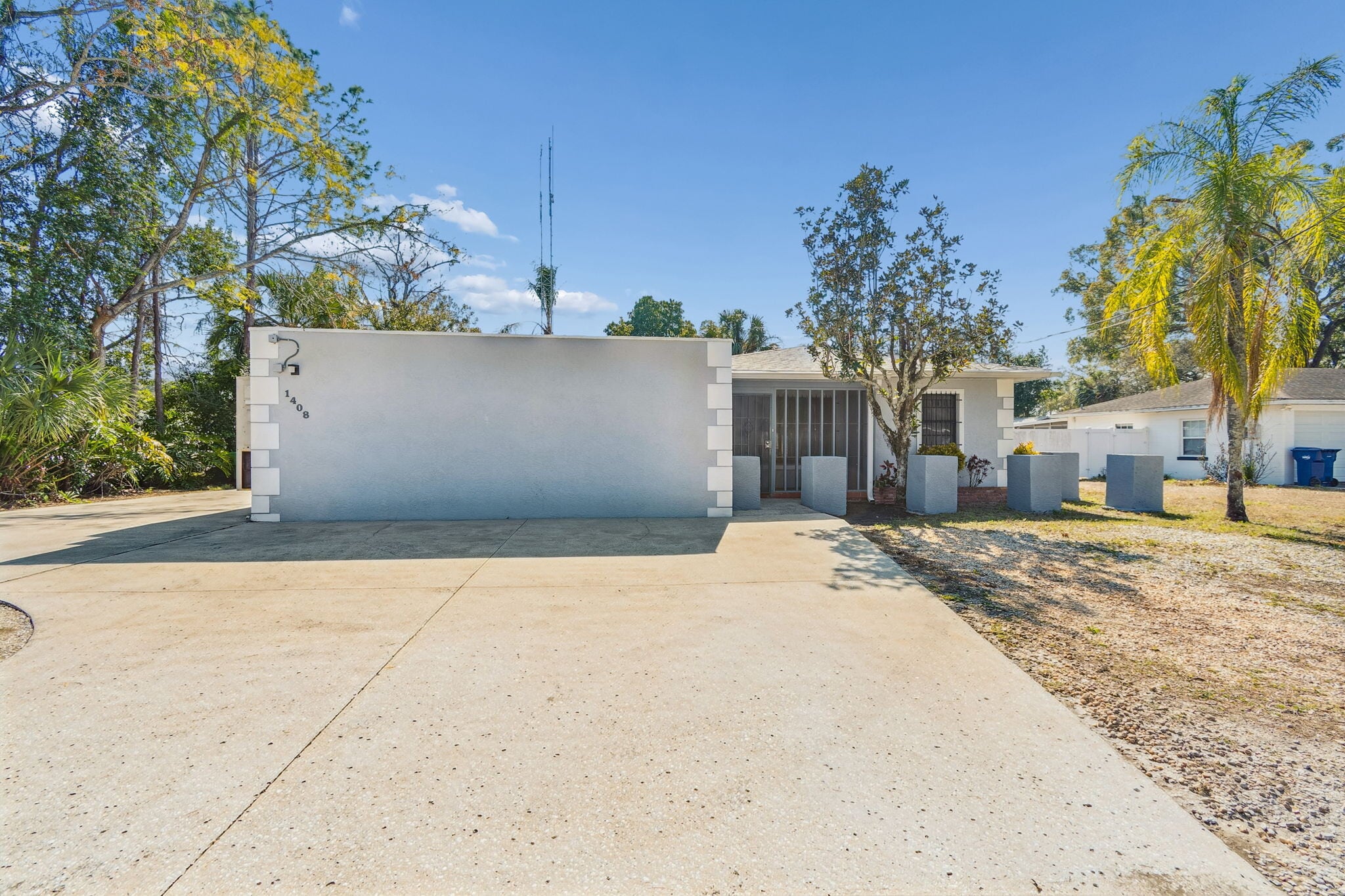 1408 W Linebaugh Ave, Tampa, FL for Sale