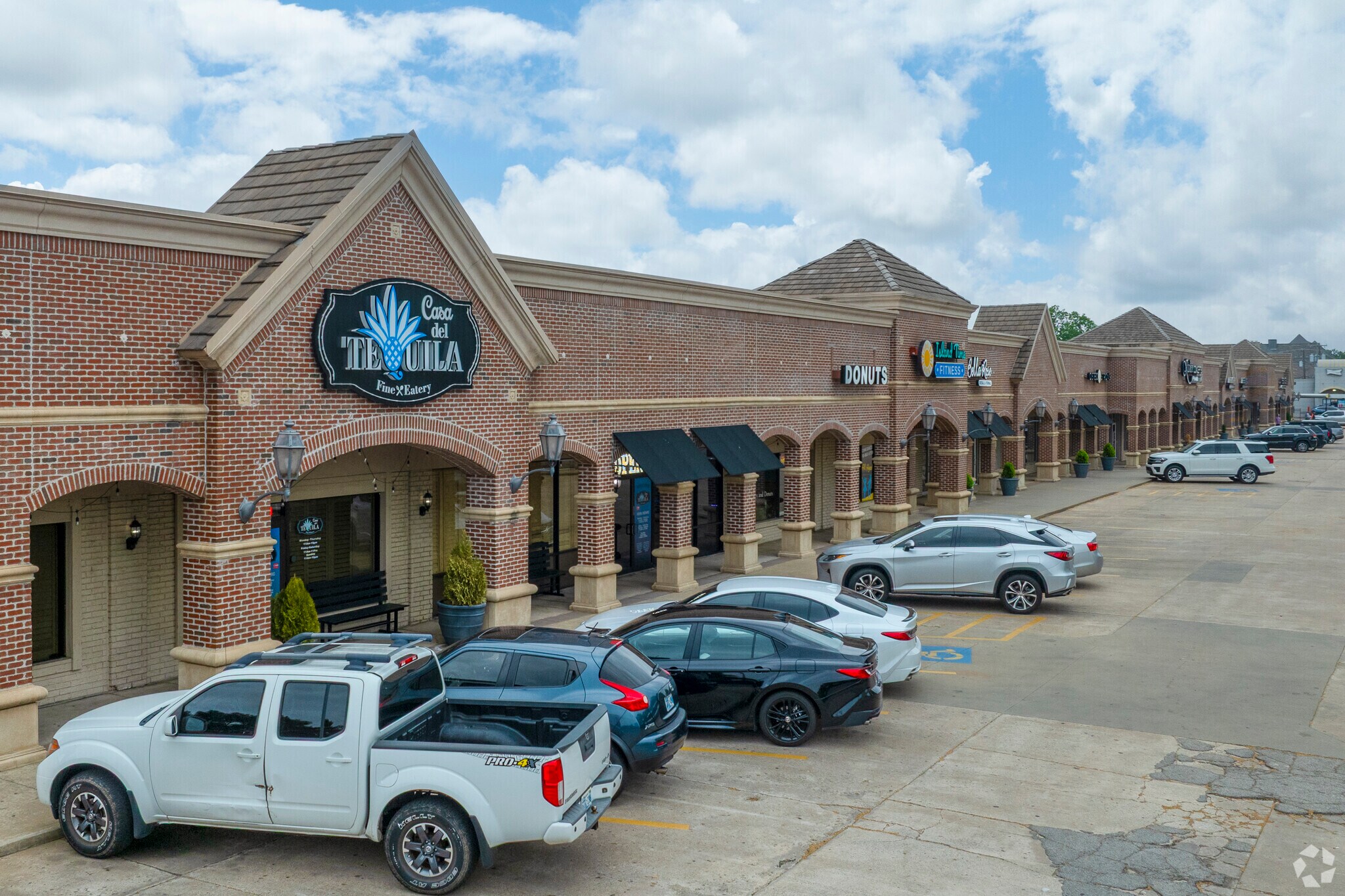 5910-5958 S Lewis Ave, Tulsa, OK for Rent