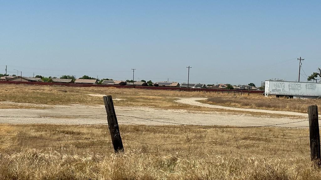 2310 Taft Hwy, Bakersfield, CA for Sale