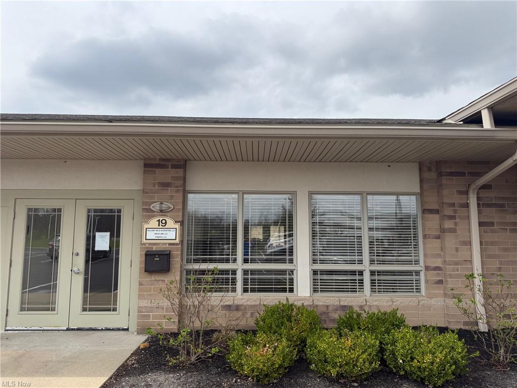31320 Solon Rd, Solon, OH for Rent