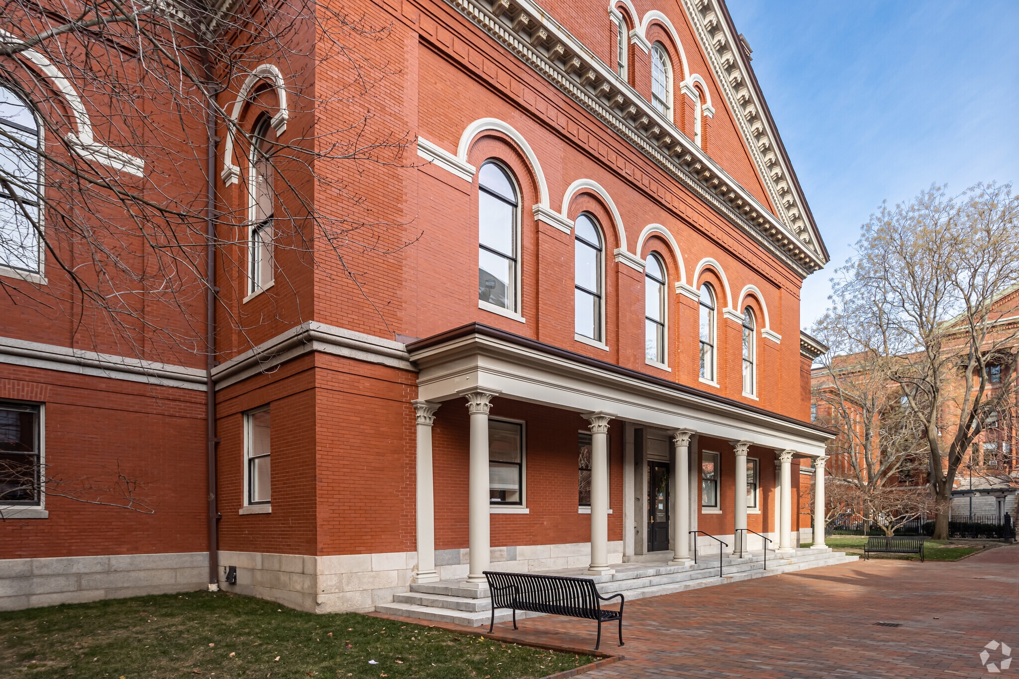 43 Thorndike St, Cambridge, MA for Rent