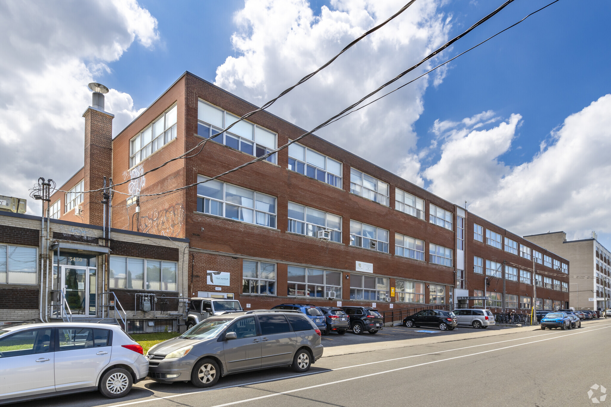 5450-5540 Rue Fullum, Montréal, QC for Rent