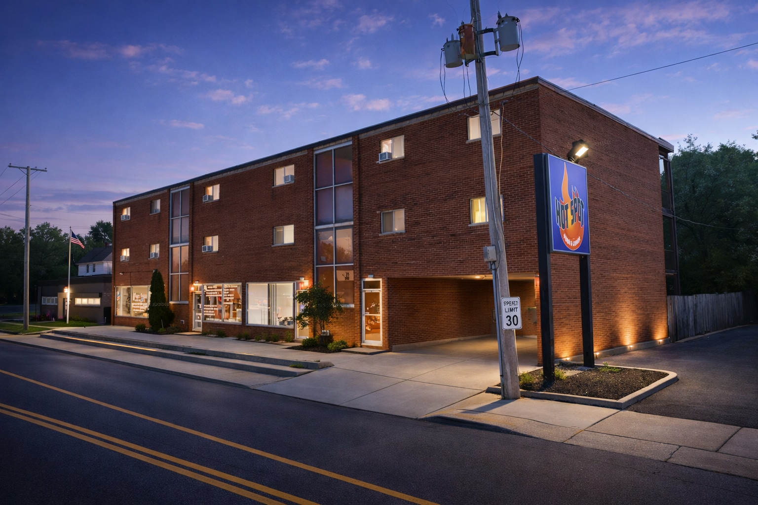 2421-2425 Washington St, Waukegan, IL for Rent