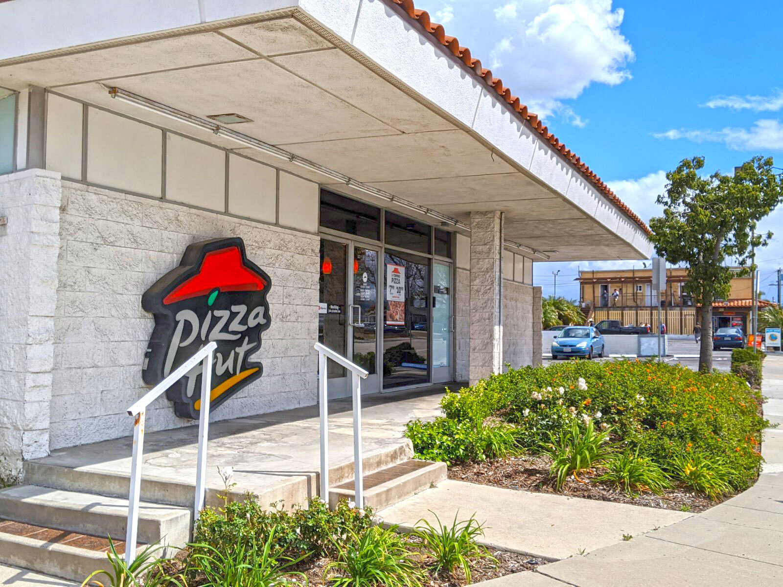 210-214 Arneill Rd, Camarillo, CA for Sale