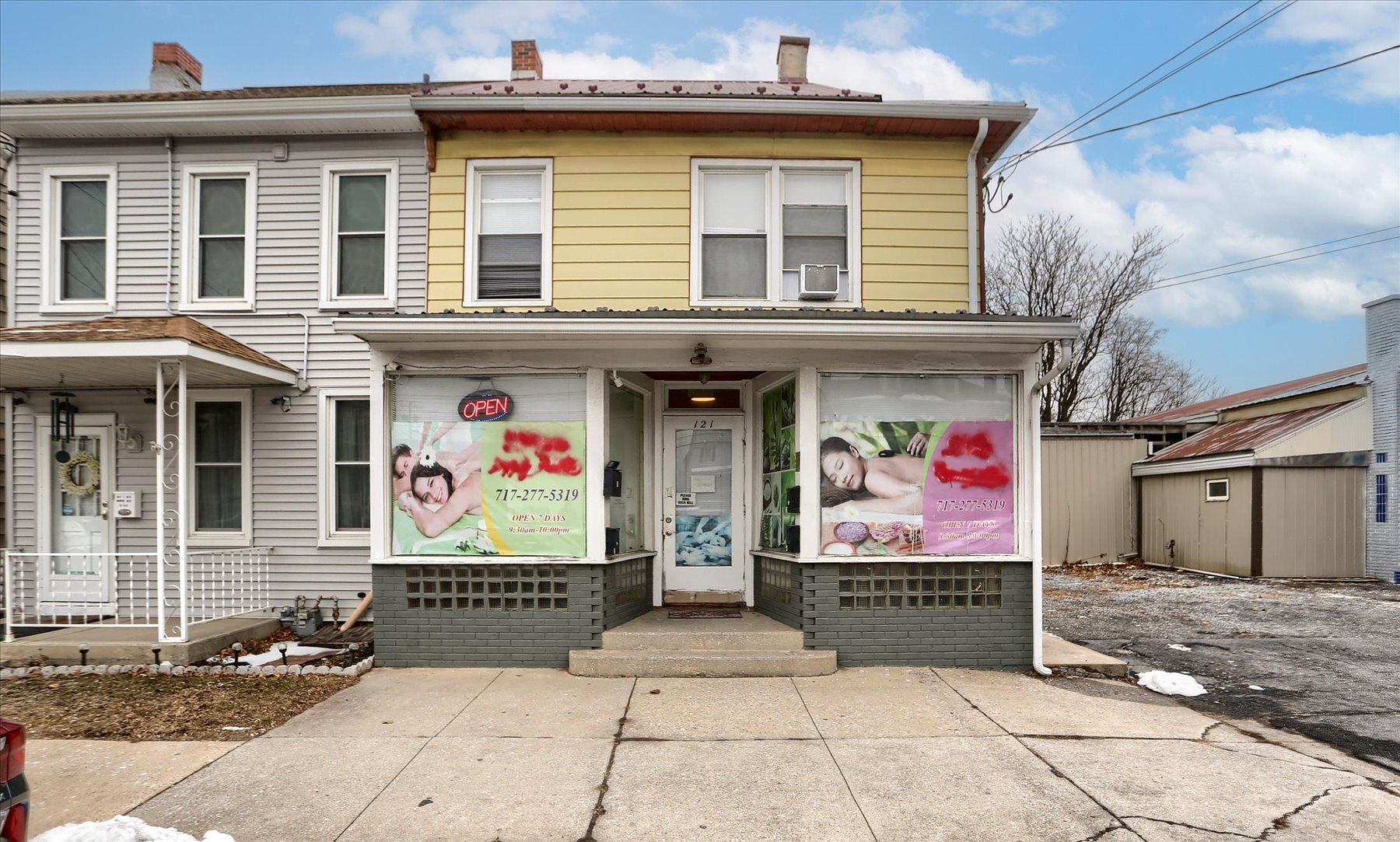 121 E Cumberland St, Lebanon, PA for Sale