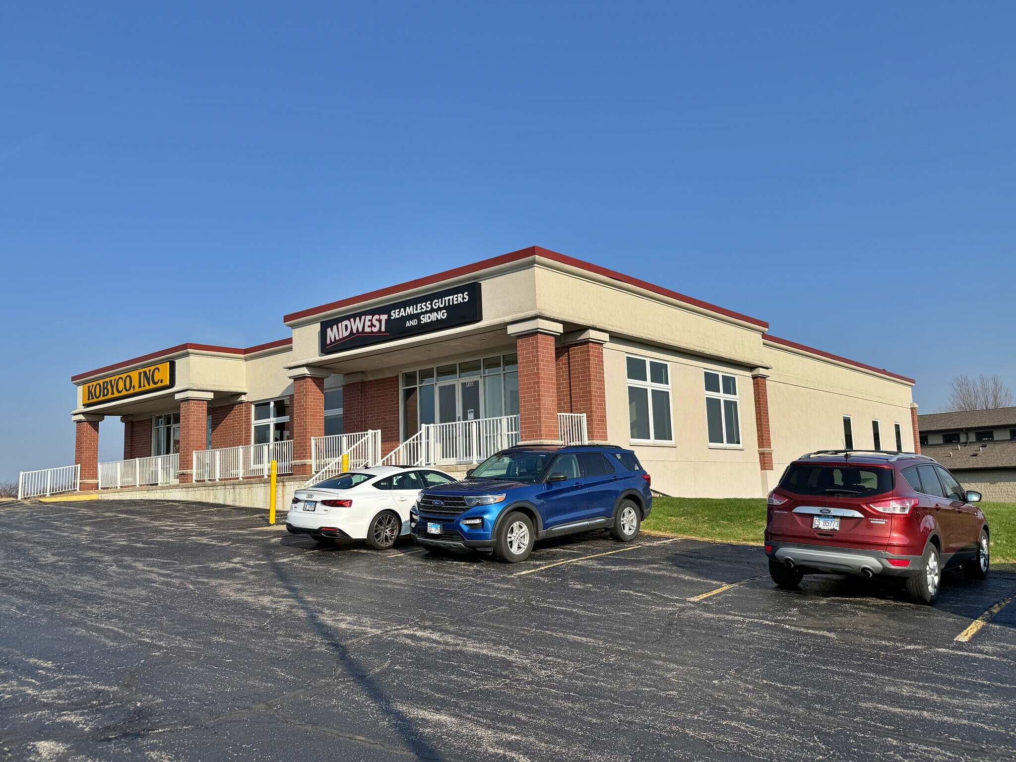 4131-4133 N Perryville Rd, Loves Park, IL for Rent