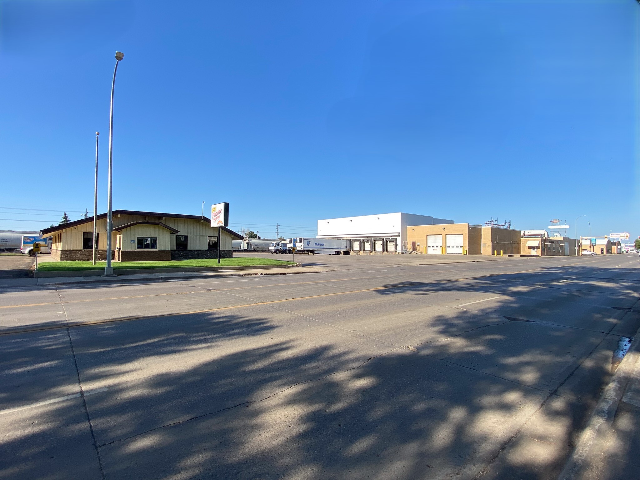 1207 E Main Ave, Bismarck, ND for Sale