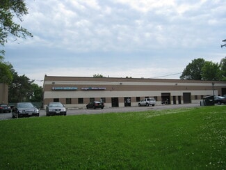 7030 N Milwaukee Ave  