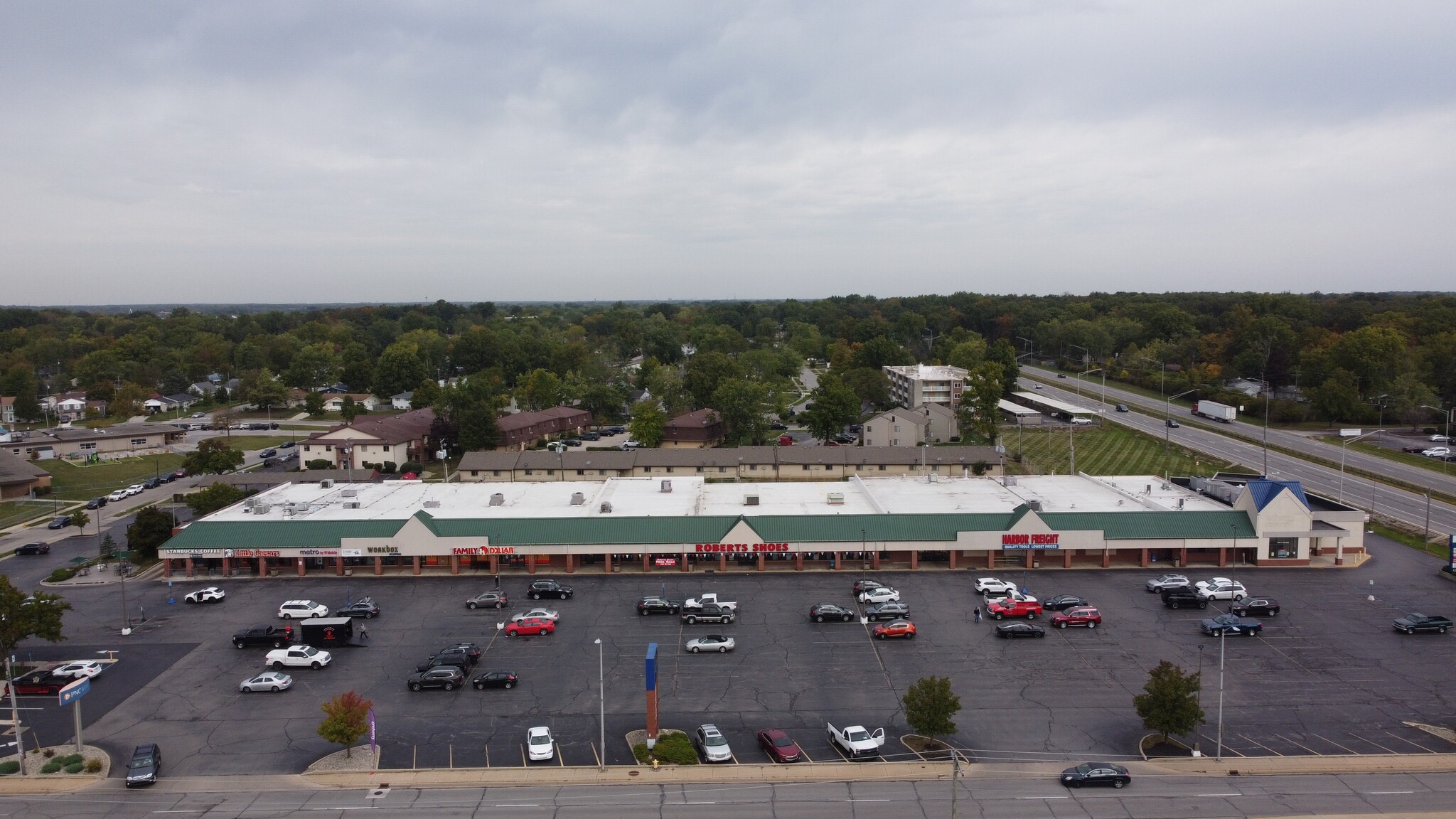 3905-3931 E State Blvd, Fort Wayne, IN for Rent