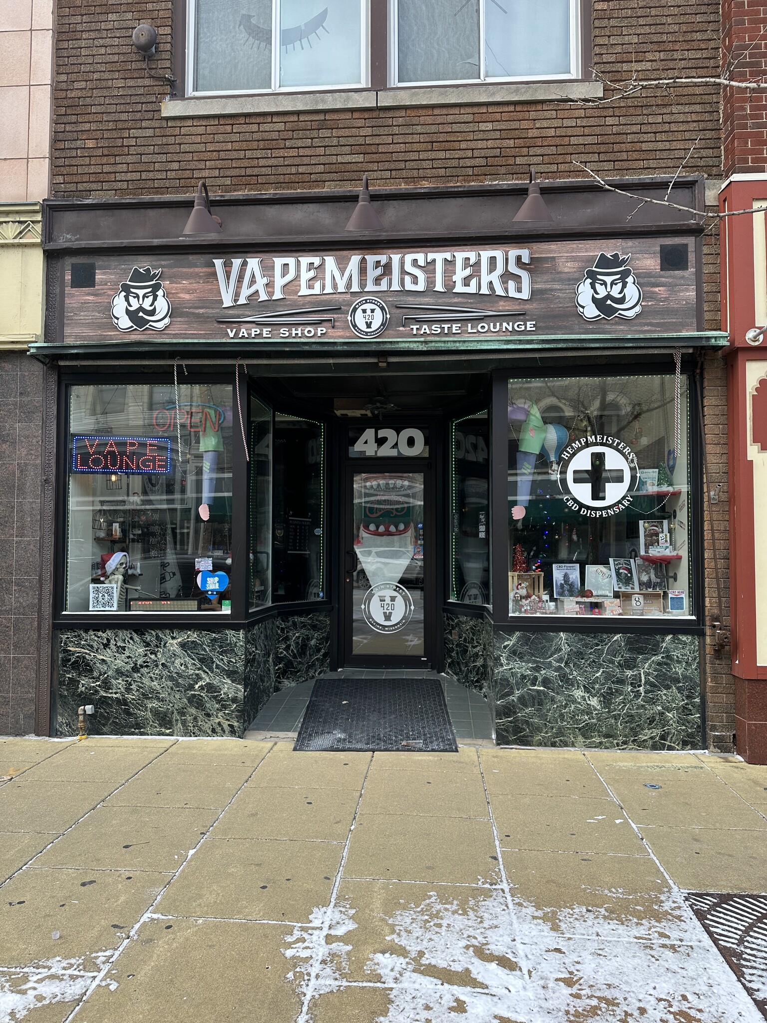 420 Main St, Racine, WI for Sale