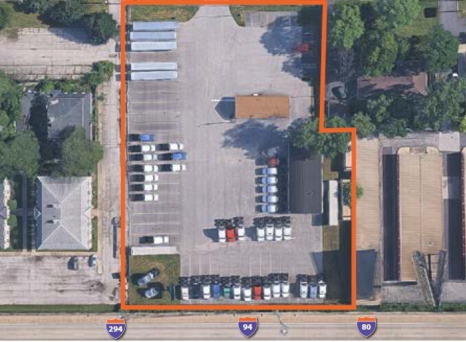 2109 Bernice Rd, Lansing, IL for Sale