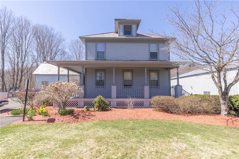 376 College Hwy, Southampton, MA for Rent