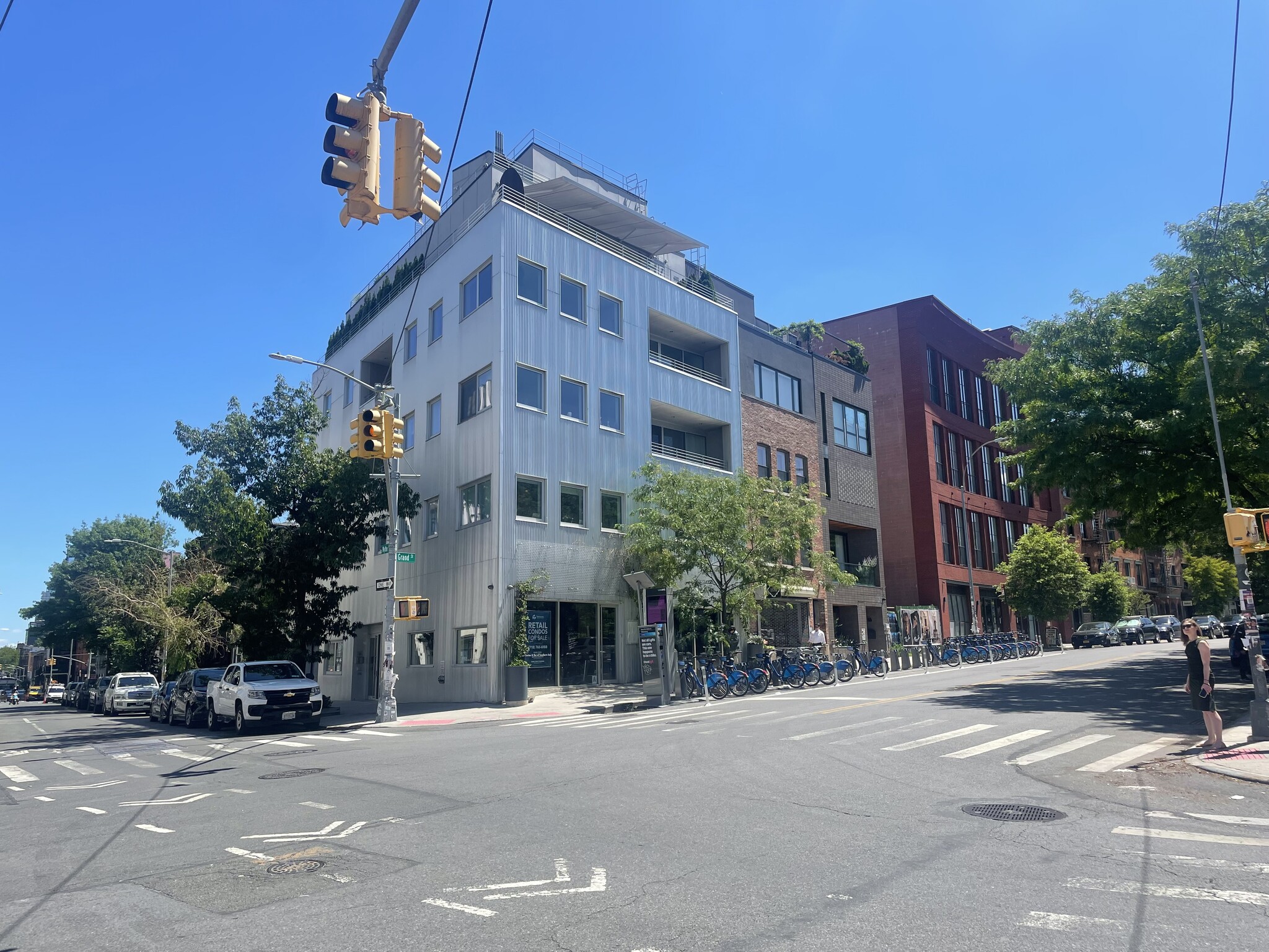 77-79 Grand St, Brooklyn, NY for Sale