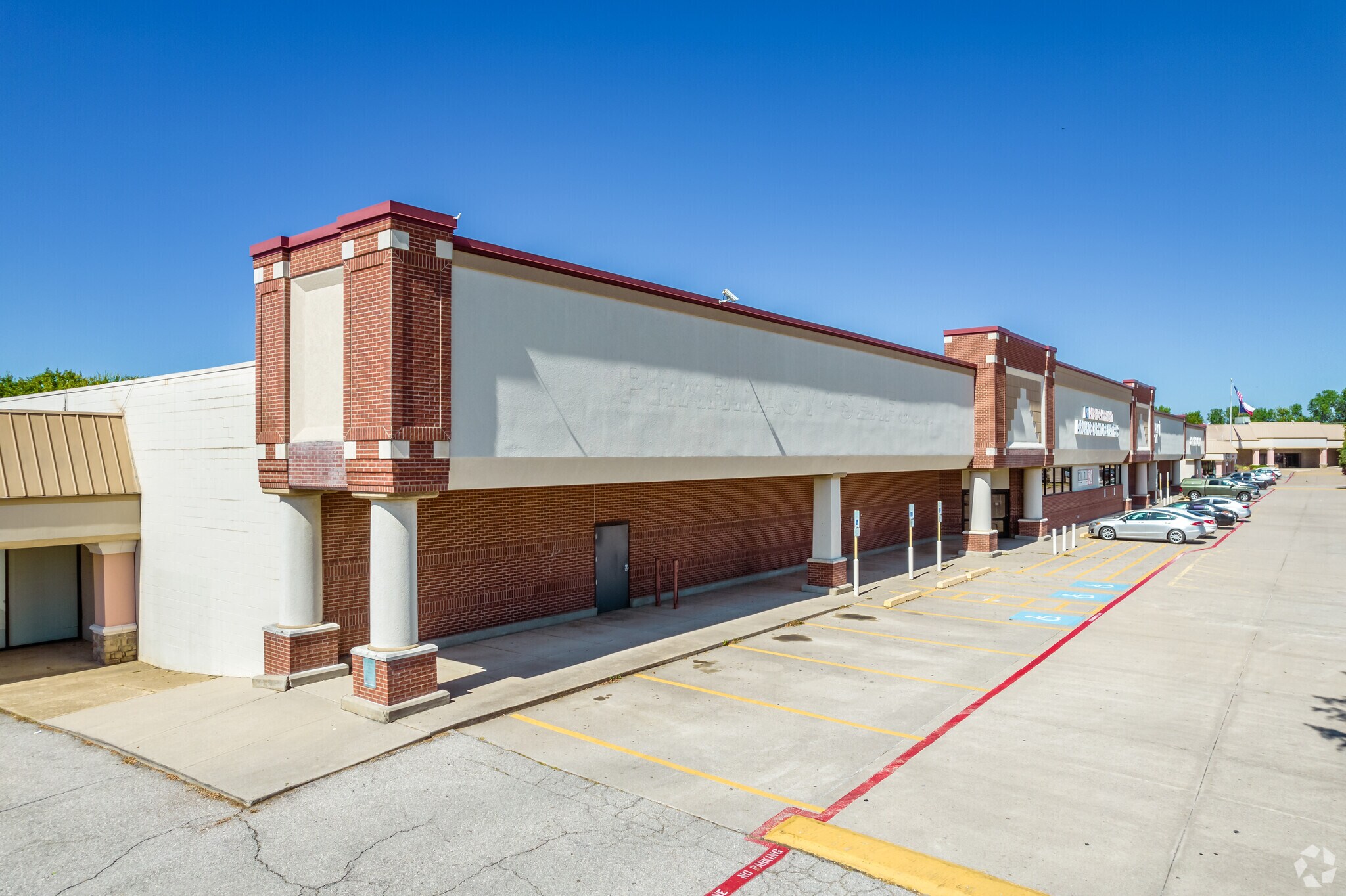 101-121 N Greenville Ave, Allen, TX for Rent