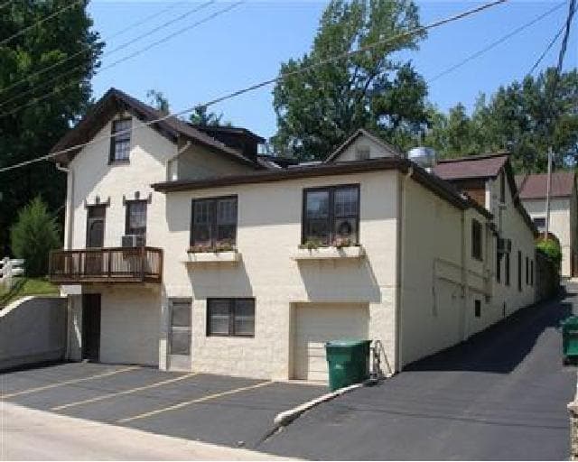 1219 S Main St, Saint Charles, MO for Sale