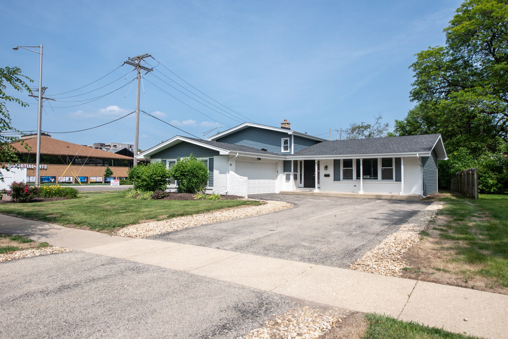 4 Olympus Dr, Naperville, IL for Rent