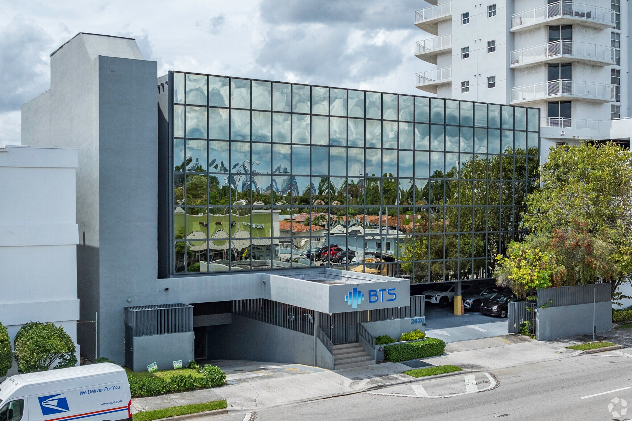 2620 SW 27th Ave, Miami, FL for Rent