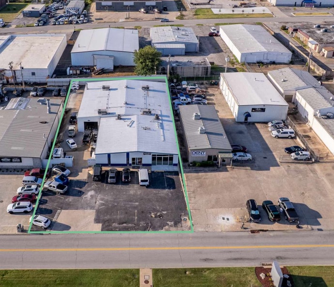 7656 E 46th St, Tulsa, OK for Sale