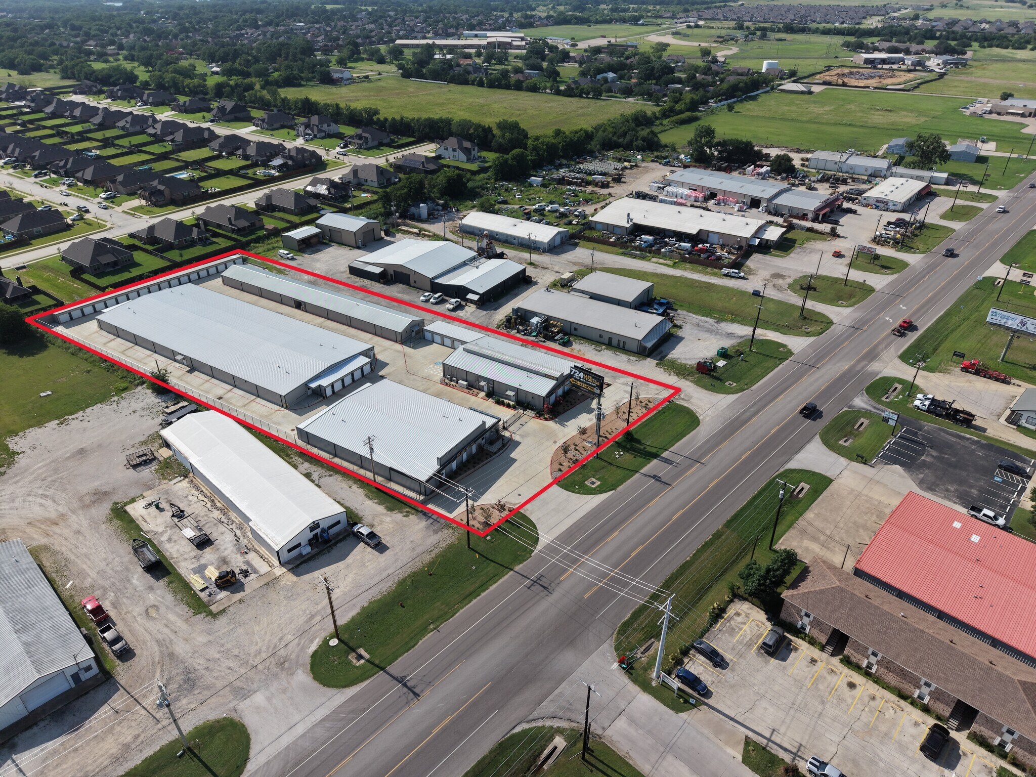 1008 N Highway 377, Pilot Point, TX for Sale