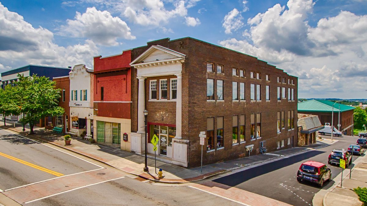 117-125 E Broadway Ave, Maryville, TN for Rent